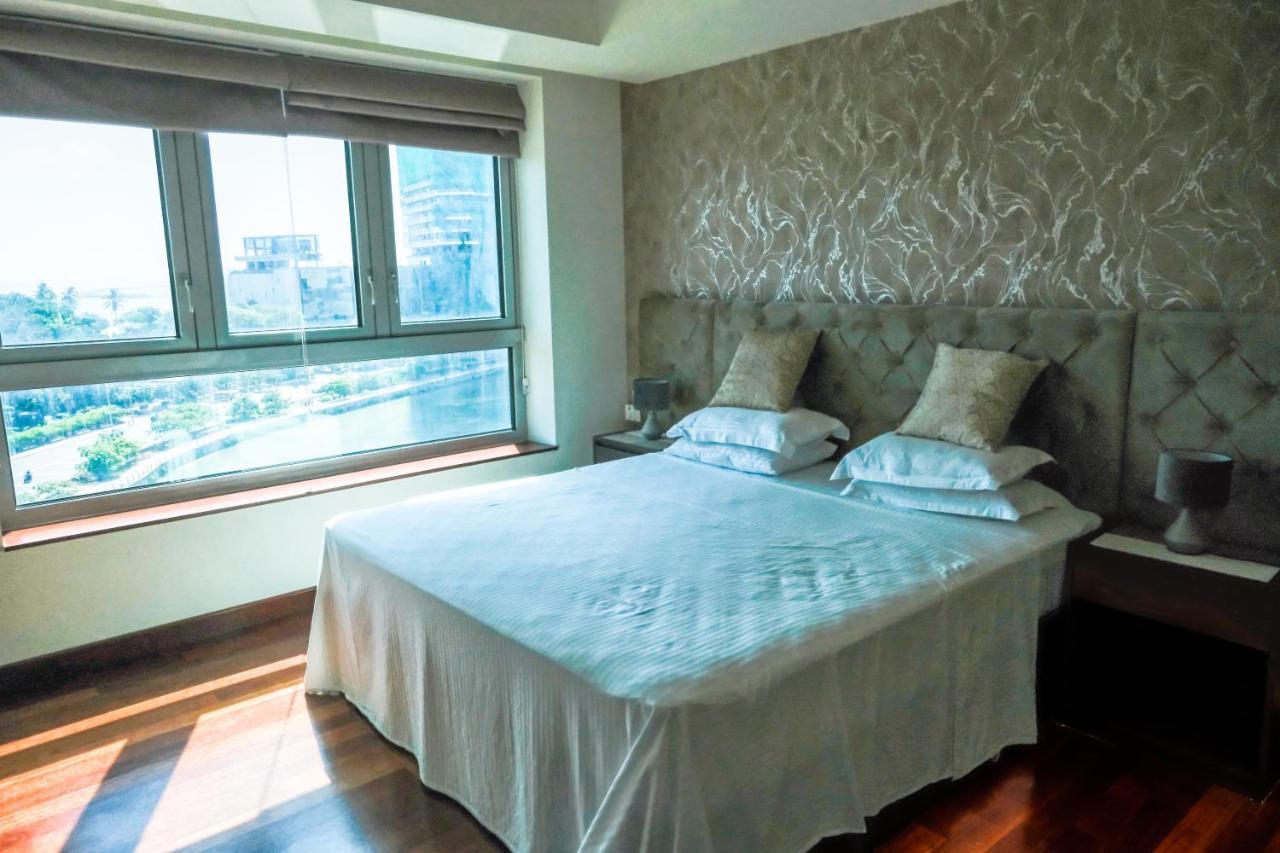 Apartment Brand New Water Front Luxury Cinnamon In Heart Of City Colombo
